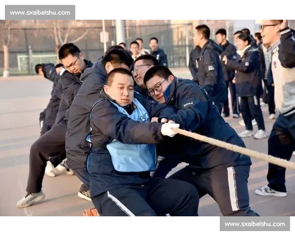 拔河比赛中的团结与力量展示团队协作精神的精彩时刻 拔河比赛中的团结与力量展示团队协作精神的精彩时刻